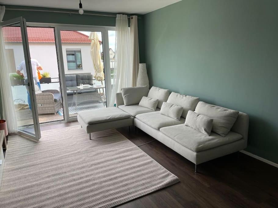 Appartement Feucht -Bhf 5 Min - Naehe Messe Exterior foto