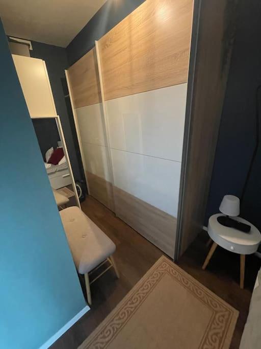Appartement Feucht -Bhf 5 Min - Naehe Messe Exterior foto